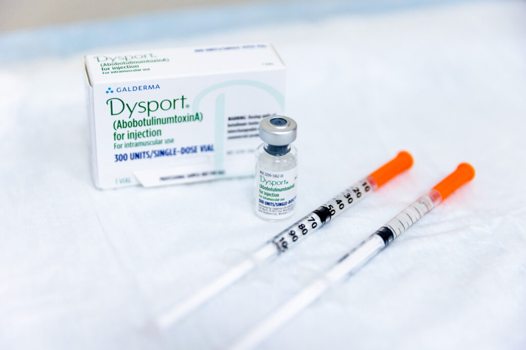 Needles and bottle of Dysport
